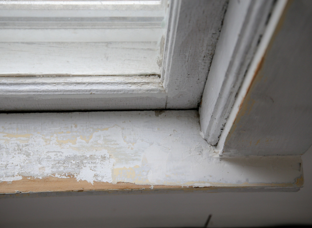 old trim with lead paint